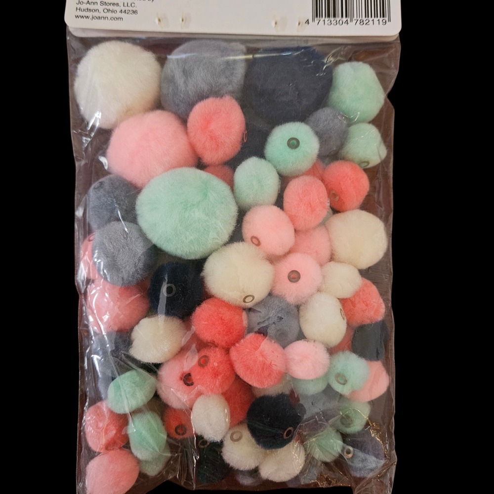 Simply Spring Construction Crafting Pom Poms 85 Pieces New Multicolor Multi Size - Picture 7 of 9